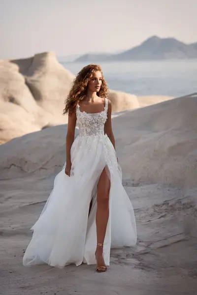 Giorgina, suknia ślubna White & Lace